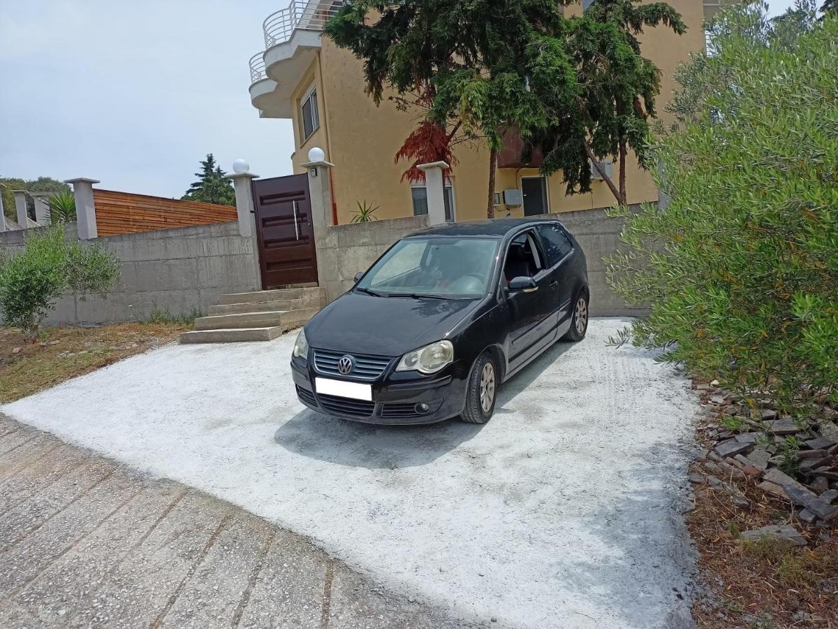 Apartment Ithakis Nea Iraklitsa エクステリア 写真