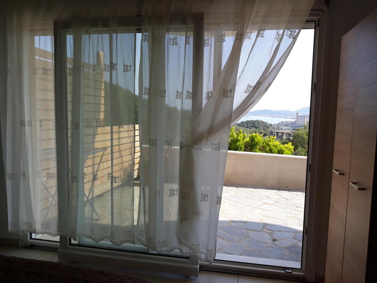 Apartment Ithakis Nea Iraklitsa エクステリア 写真