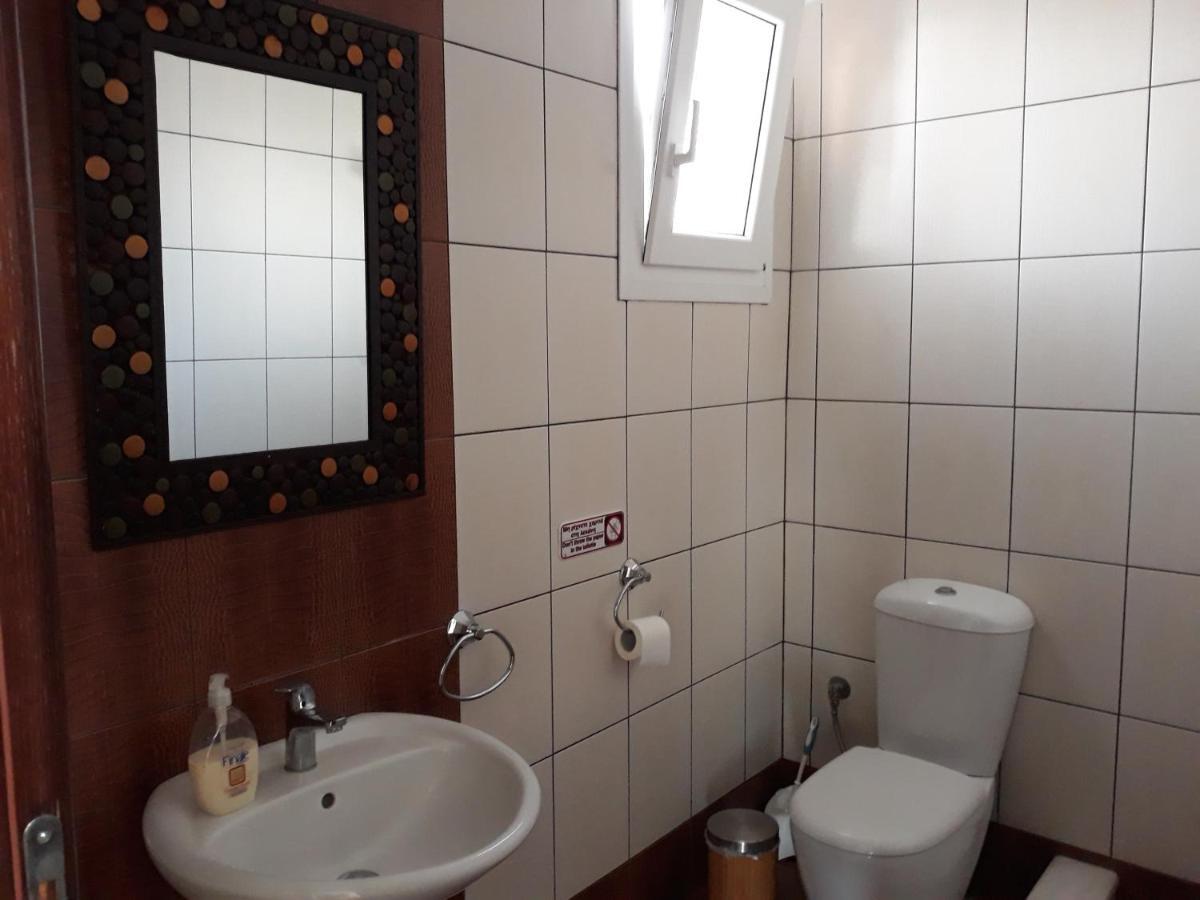 Apartment Ithakis Nea Iraklitsa エクステリア 写真